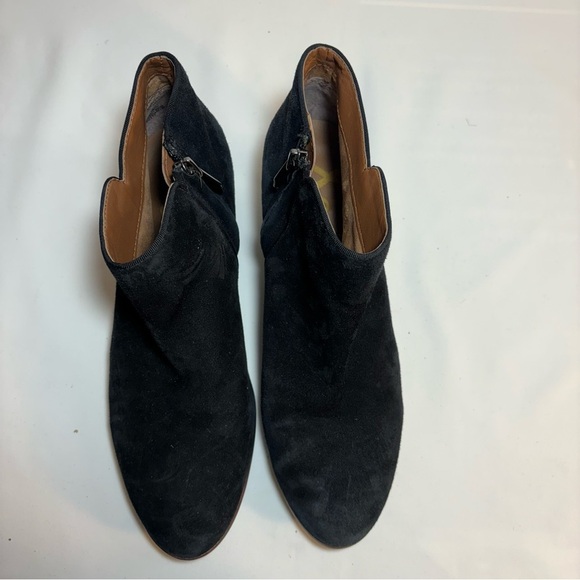 SAM EDELMAN Sz 9 Suede Booties Brown Stacked Heel Almond Toe Low Top Ankle Boot - Picture 3 of 9